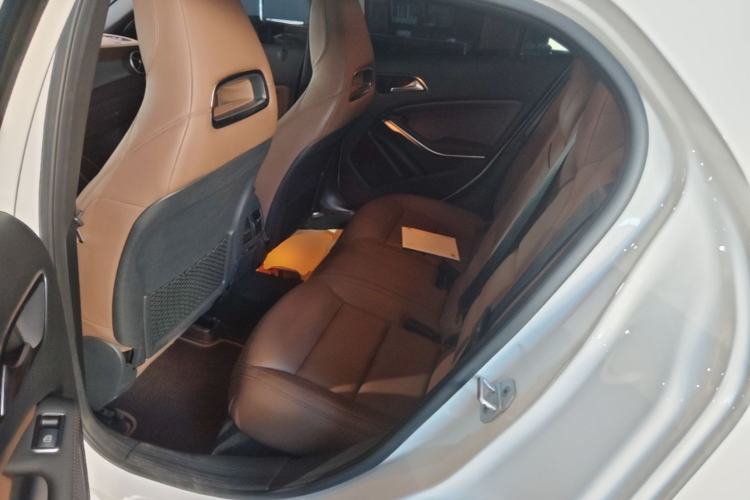 Used Mercedes-Benz GLA 2016 GLA 260 4MATIC Sport Edition Left Rear Seat