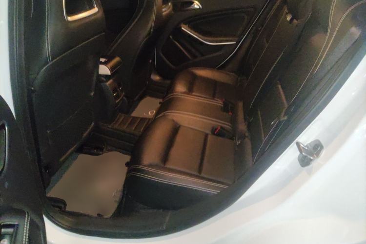 Used Mercedes-Benz GLA 2016 GLA 200 Sport Edition Left Rear Seat