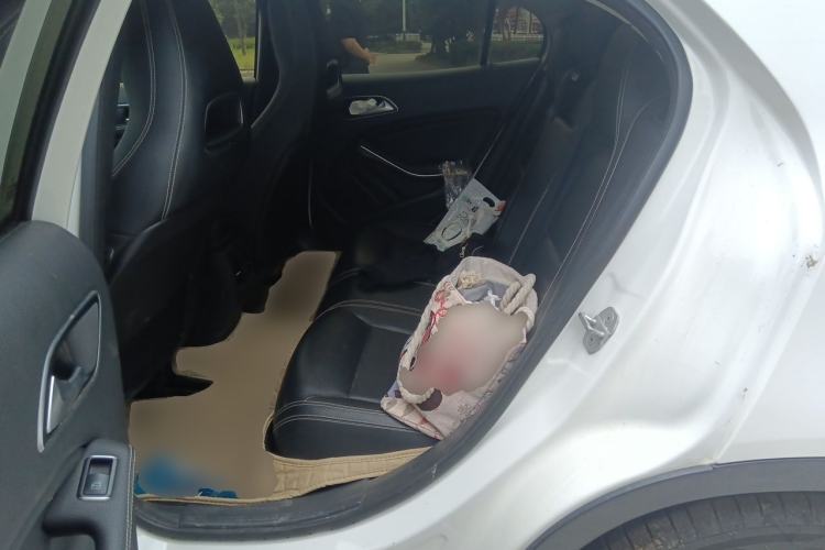 Used Mercedes-Benz GLA 2016 GLA 200 Fashion Model Left Rear Seat