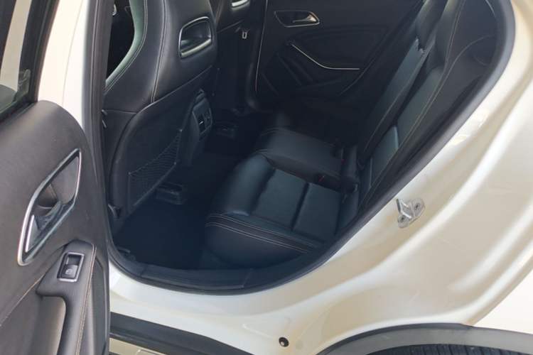 Used Mercedes-Benz GLA 2016 GLA 200 Sport Edition Left Rear Seat