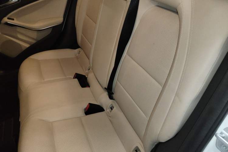 Used Mercedes-Benz GLA 2016 GLA 200 Sport Edition Left Rear Seat