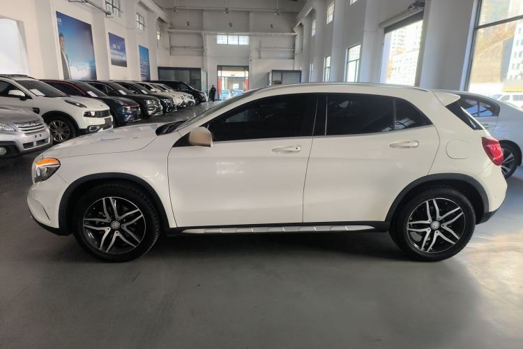 Used Mercedes-Benz GLA 2016 GLA 200 Fashion Model Left Side