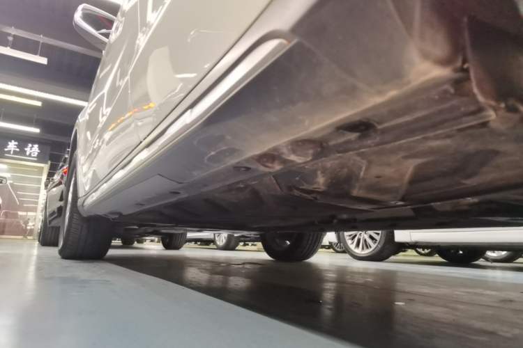 Used Mercedes-Benz GLA 2016 GLA 200 Sport Edition Left Side Sill