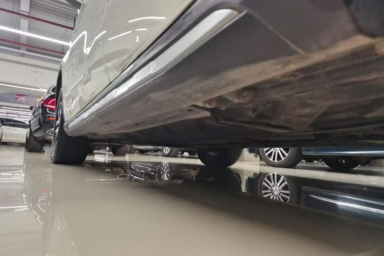 Used Mercedes-Benz GLA 2016 GLA 220 4MATIC Fashion Edition Left Side Sill