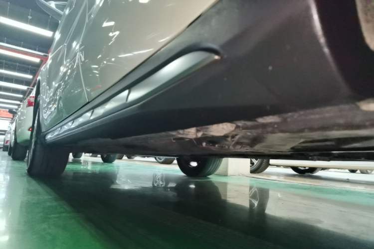 Used Mercedes-Benz GLA 2016 GLA 200 Sport Edition Left Side Sill
