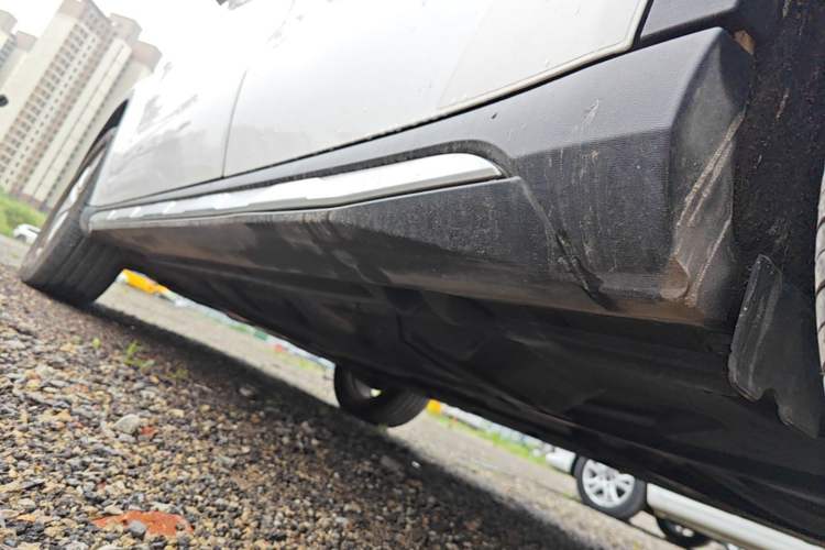 Used Mercedes-Benz GLA 2016 GLA 200 Sport Edition Left Side Sill