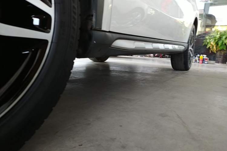 Used Mercedes-Benz GLA 2016 GLA 200 Fashion Model Left Side Sill
