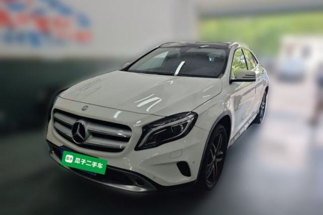 Ojetý Mercedes-Benz GLA 2016 GLA 200 Fashion Model