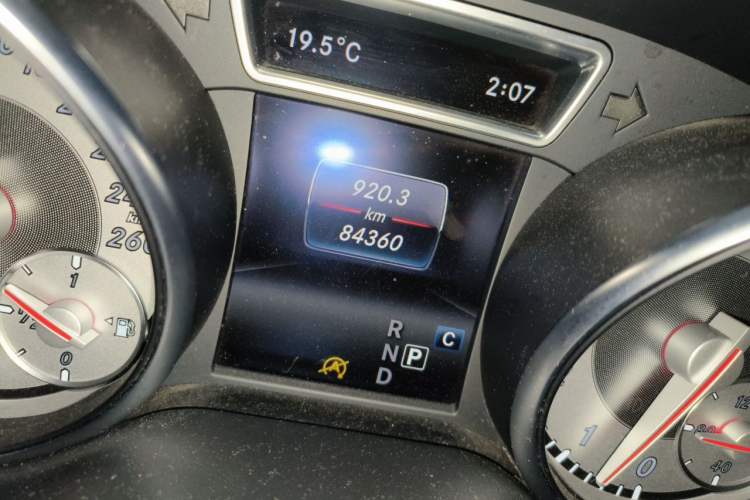 Used Mercedes-Benz GLA 2016 GLA 220 4MATIC Fashion Edition Odometer Close Up