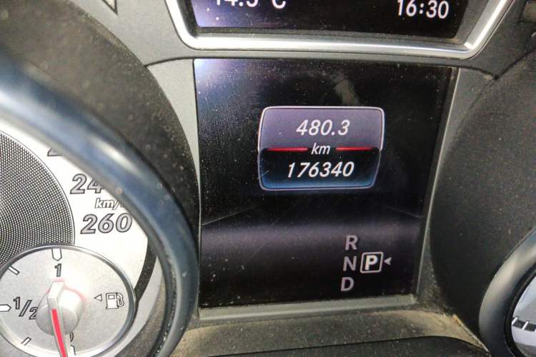 Used Mercedes-Benz GLA 2016 GLA 200 Sport Edition Odometer Close Up