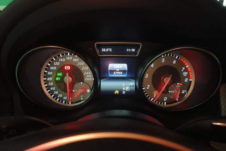 Used Mercedes-Benz GLA 2016 GLA 200 Sport Edition Odometer Close Up