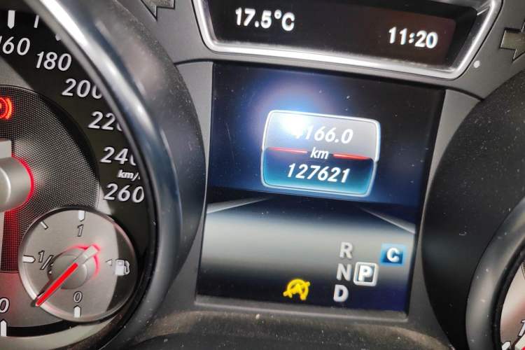Used Mercedes-Benz GLA 2016 GLA 220 4MATIC Luxury Model Odometer Close Up