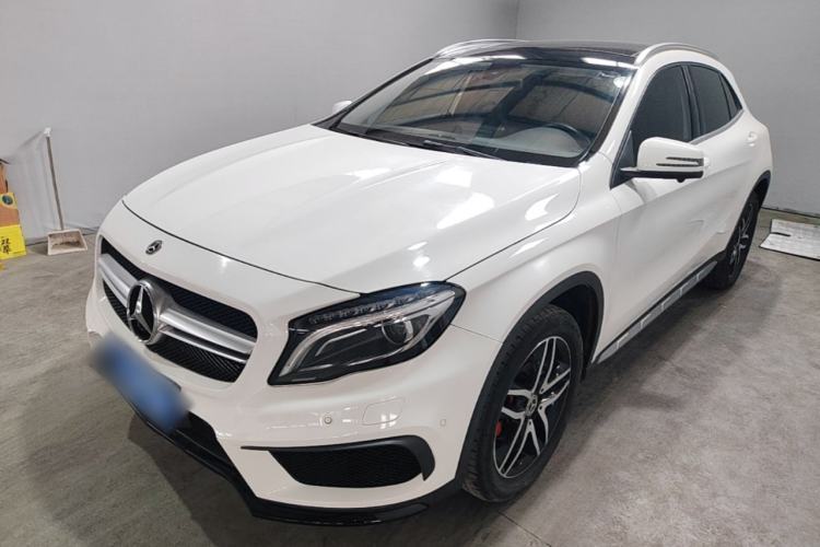 Used Mercedes-Benz GLA 2016 GLA 200 Fashion Model Guazi used car, China used car export, Used car for sale, Used Mercedes-Benz cars, Cheapest cars for sale