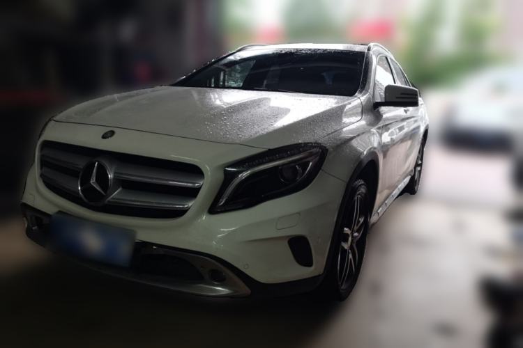 Used Mercedes-Benz GLA 2016 GLA 220 4MATIC Fashion Edition Guazi used car, China used car export, Used car for sale, Used cars, Cheapest cars for sale