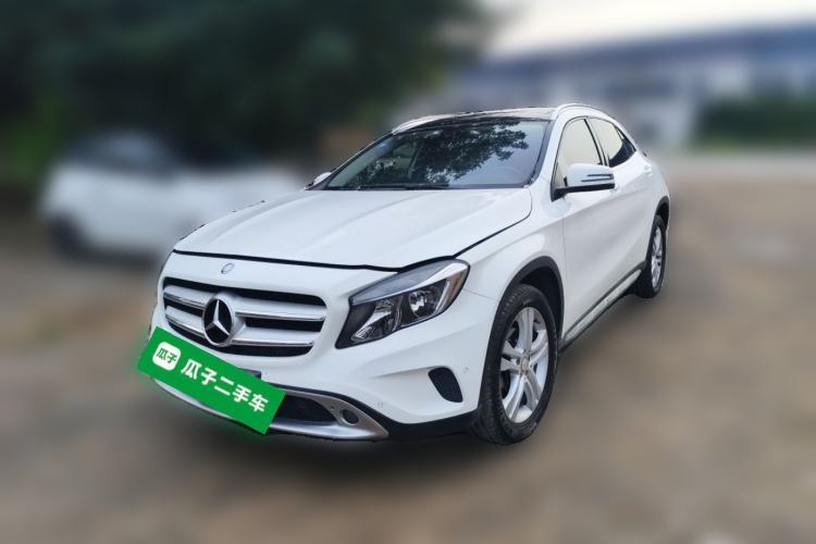 Used Mercedes-Benz GLA 2016 GLA 200 Sport Edition Guazi used car, China used car export, Used car for sale, Used cars, Cheapest cars for sale