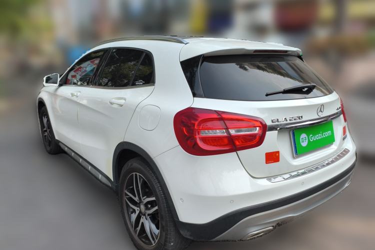 Used Mercedes-Benz GLA 2016 GLA 220 4MATIC Fashion Edition Rear Left 45 Deg