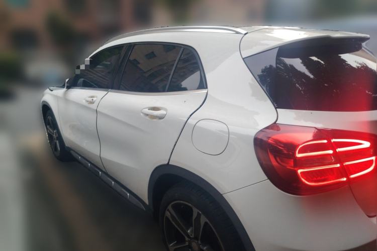 Used Mercedes-Benz GLA 2016 GLA 220 4MATIC Luxury Model Rear Left 45 Deg