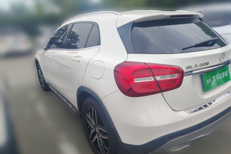 Used Mercedes-Benz GLA 2016 GLA 200 Fashion Model Rear Left 45 Deg