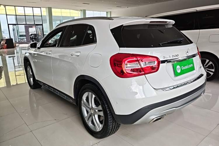 Used Mercedes-Benz GLA 2016 GLA 200 Sport Edition Rear Left 45 Deg