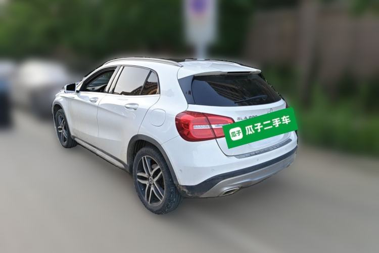 Used Mercedes-Benz GLA 2016 GLA 200 Fashion Model Rear Left 45 Deg