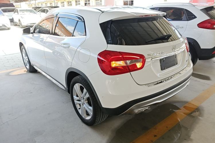 Used Mercedes-Benz GLA 2016 GLA 200 Sport Edition Rear Left 45 Deg