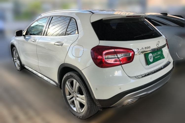 Used Mercedes-Benz GLA 2016 GLA 200 Sport Edition Rear Left 45 Deg