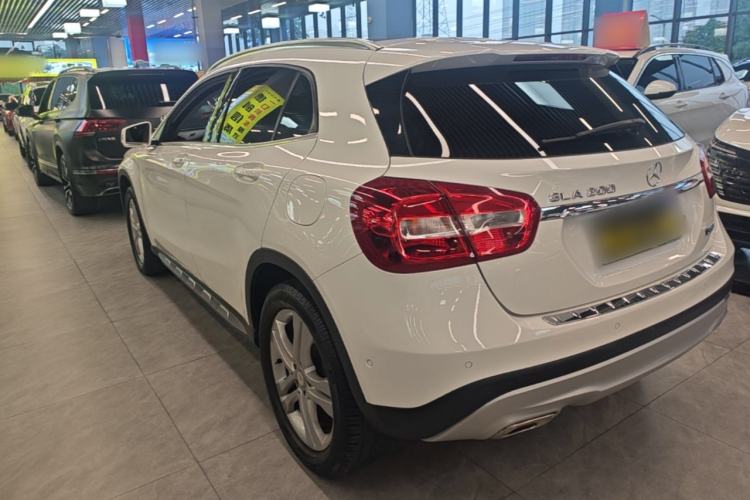 Used Mercedes-Benz GLA 2016 GLA 200 Sport Edition Rear Left 45 Deg
