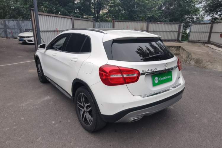 Used Mercedes-Benz GLA 2016 GLA 200 Fashion Model Rear Left 45 Deg