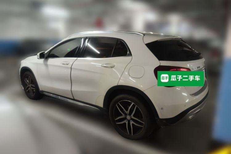 Used Mercedes-Benz GLA 2016 GLA 200 Fashion Model Rear Left 45 Deg