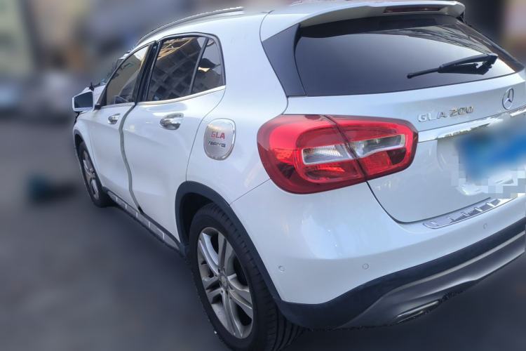 Used Mercedes-Benz GLA 2016 GLA 200 Sport Edition Rear Left 45 Deg