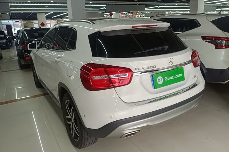 Used Mercedes-Benz GLA 2016 GLA 200 Fashion Model Rear Left 45 Deg