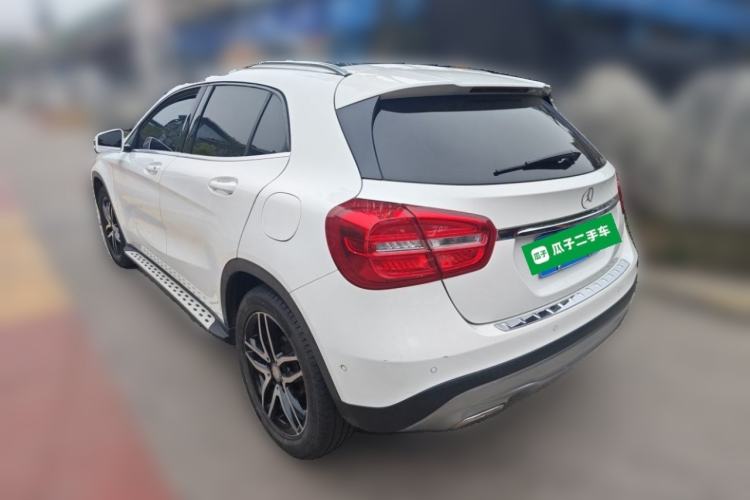 Used Mercedes-Benz GLA 2016 GLA 200 Fashion Model Rear Left 45 Deg