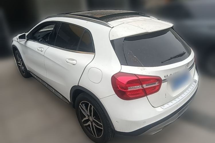 Used Mercedes-Benz GLA 2016 GLA 200 Fashion Model Rear Left 45 Deg