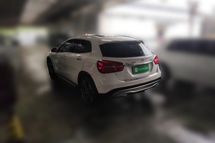 Used Mercedes-Benz GLA 2016 GLA 220 4MATIC Luxury Model Rear Left 45 Deg