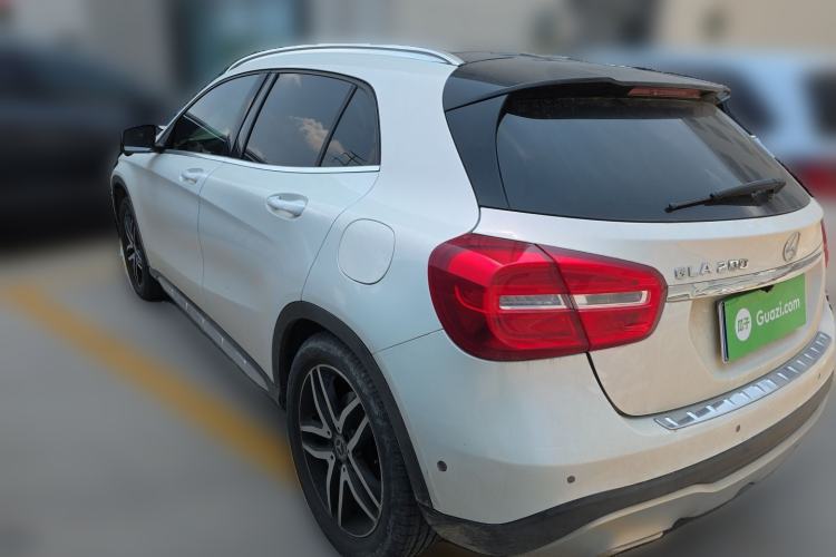 Used Mercedes-Benz GLA 2016 GLA 200 Fashion Model Rear Left 45 Deg