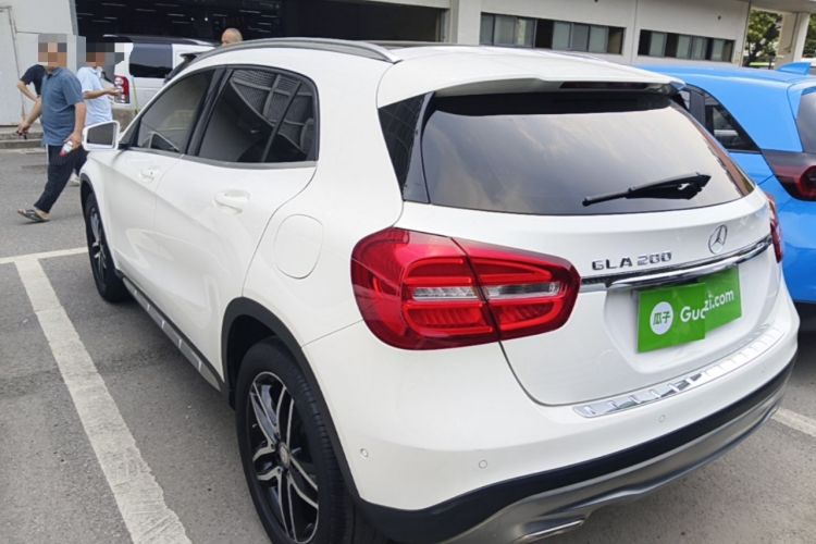 Used Mercedes-Benz GLA 2016 GLA 200 Fashion Model Rear Left 45 Deg