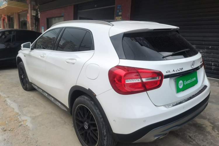Used Mercedes-Benz GLA 2016 GLA 220 4MATIC Fashion Edition Rear Left 45 Deg