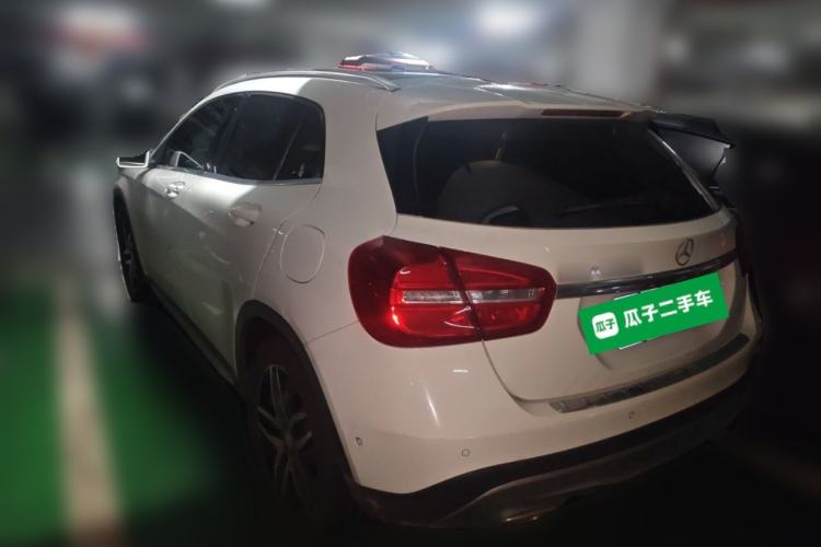 Used Mercedes-Benz GLA 2016 GLA 200 Fashion Model Rear Left 45 Deg
