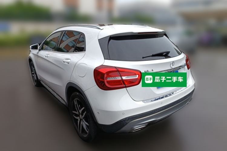 Used Mercedes-Benz GLA 2016 GLA 200 Fashion Model Rear Left 45 Deg