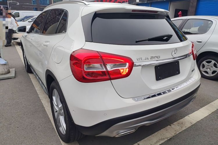 Used Mercedes-Benz GLA 2016 GLA 200 Sport Edition Rear Left 45 Deg