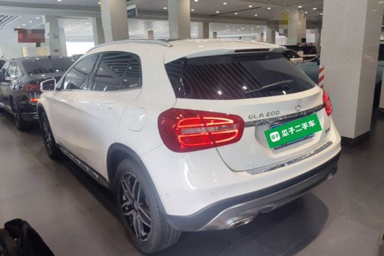 Used Mercedes-Benz GLA 2016 GLA 200 Fashion Model Rear Left 45 Deg