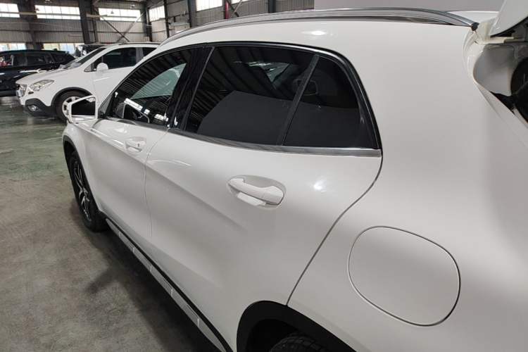 Used Mercedes-Benz GLA 2016 GLA 200 Fashion Model Rear Left 45 Deg