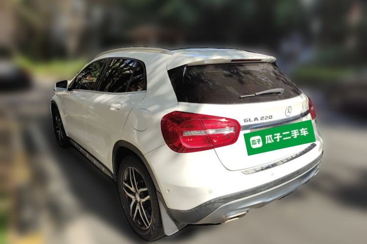 Used Mercedes-Benz GLA 2016 GLA 200 Fashion Model Rear Left 45 Deg