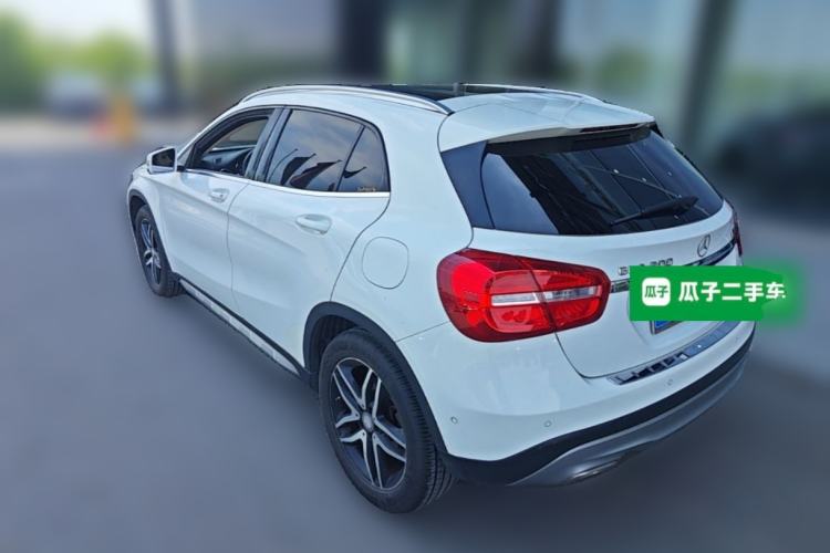 Used Mercedes-Benz GLA 2016 GLA 200 Fashion Model Rear Left 45 Deg