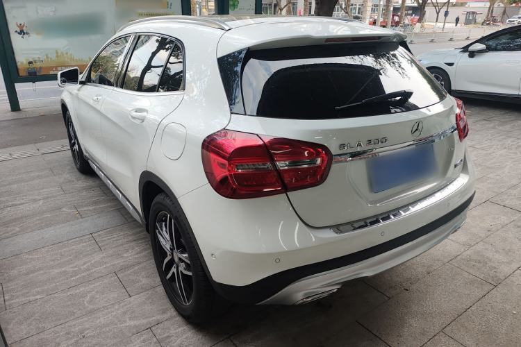 Used Mercedes-Benz GLA 2016 GLA 200 Fashion Model Rear Left 45 Deg