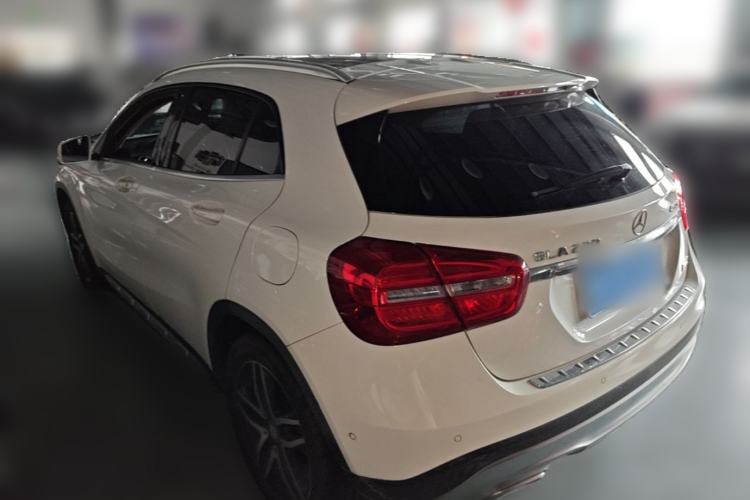 Used Mercedes-Benz GLA 2016 GLA 220 4MATIC Fashion Edition Rear Left 45 Deg