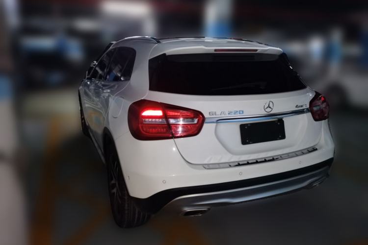 Used Mercedes-Benz GLA 2016 GLA 220 4MATIC Fashion Edition Rear Left 45 Deg