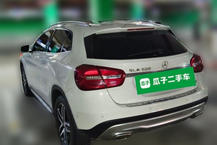 Used Mercedes-Benz GLA 2016 GLA 200 Fashion Model Rear Left 45 Deg