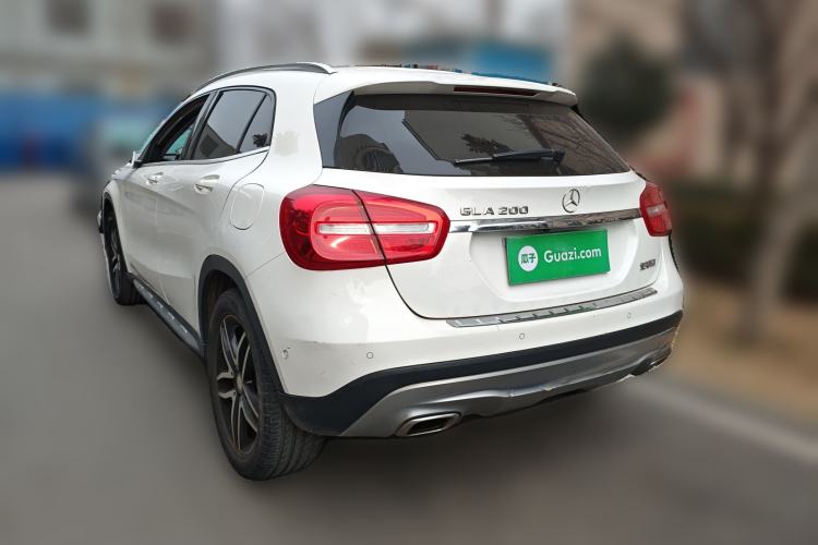 Used Mercedes-Benz GLA 2016 GLA 200 Fashion Model Rear Left 45 Deg