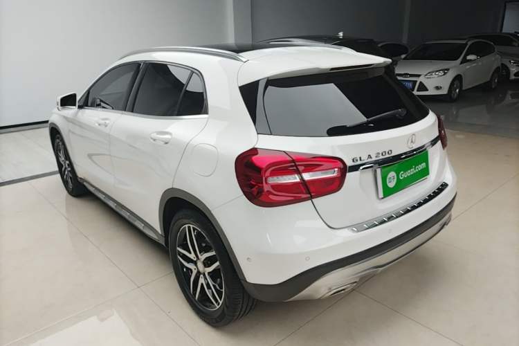 Used Mercedes-Benz GLA 2016 GLA 200 Fashion Model Rear Left 45 Deg